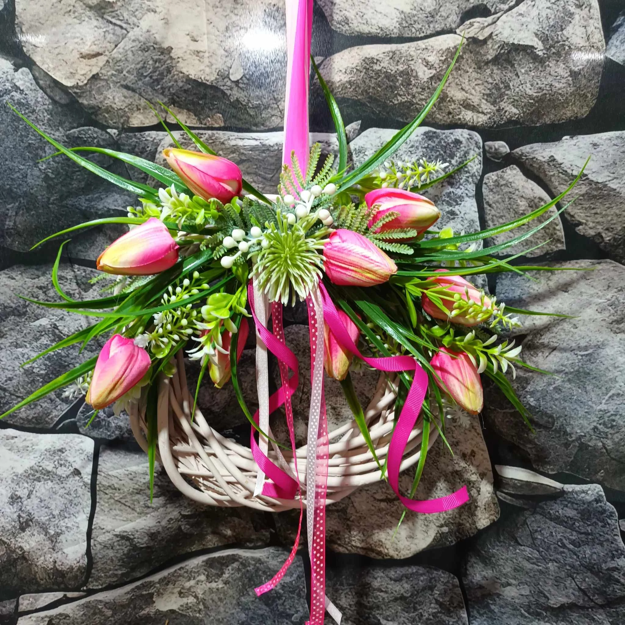 25 cm átmérőjű fonott alapú kopogtató -sötét rózsaszín színben